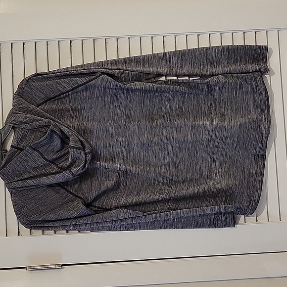 Lot of 2 Under Armour lightweight hoodies sz M - Picture 4 of 7